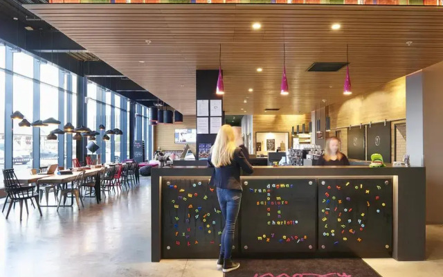 Moxy York