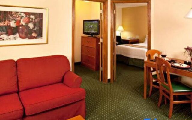 TownePlace Suites by Marriott Fort Meade National Business Park