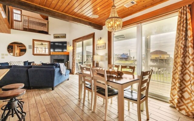 The Sandcastle 4 Bedroom Home by RedAwning