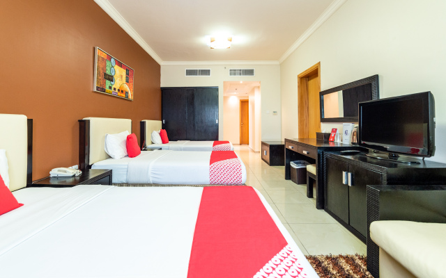 Crystal Plaza Hotel