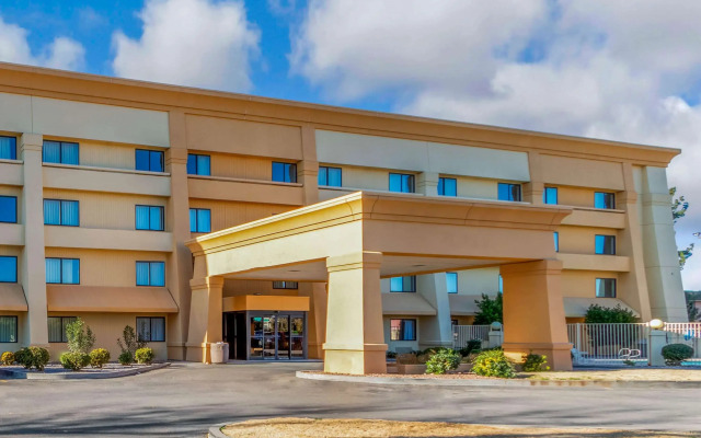 La Quinta Inn & Suites by Wyndham Las Cruces Organ Mountain