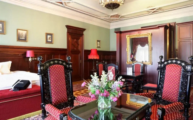 Бутик-отель Gallery Park Hotel & SPA, Châteaux & Hôtels Collection