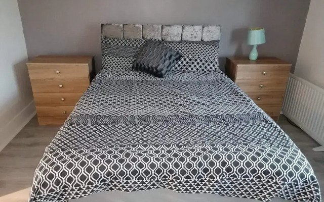 Sea View Retreat - Free Wifi