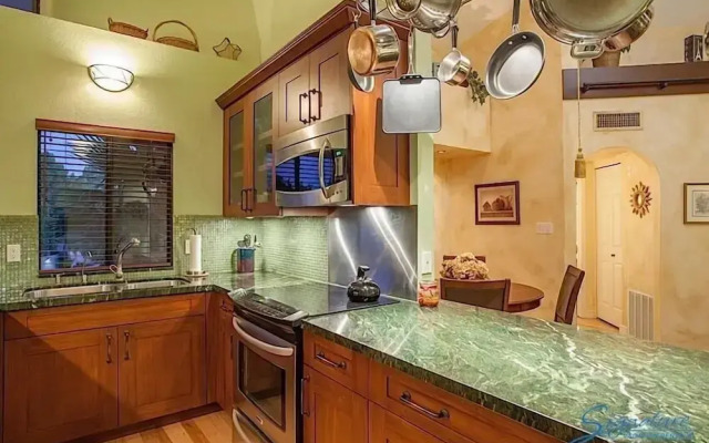 Happy Ours By Signature Vacation Rentals