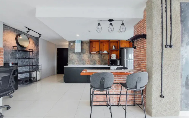 Spacious 2Br Loft At Brooklyn Alam Sutera Apartment
