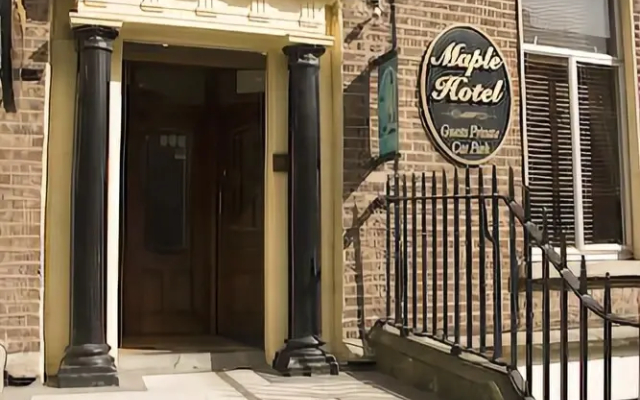 Maple Hotel