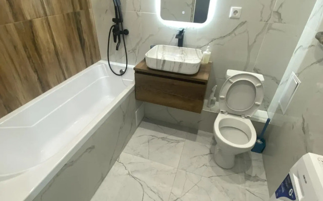 Apartments on Yasny Bereg 3 street