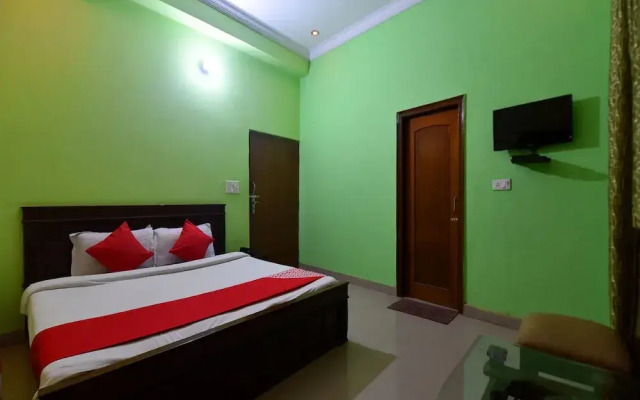 OYO 28146 Hotel Virsa