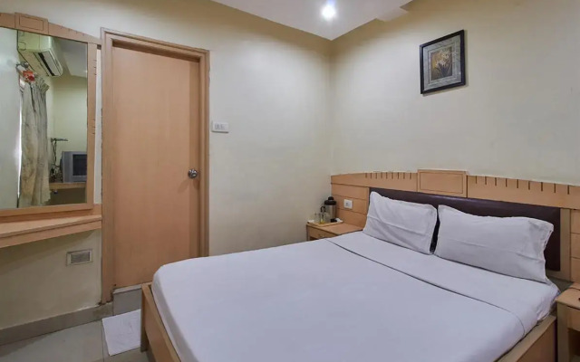 Hotel Padmini Residency