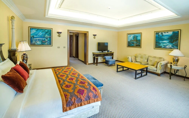 Al Raha Beach Hotel Villas