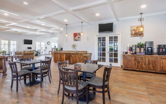 Best Western Plus Hill House