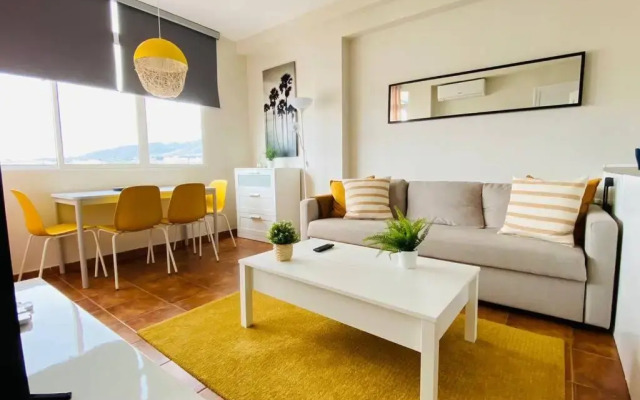 Soleado apartamento reformado 2 hab. en Playamar