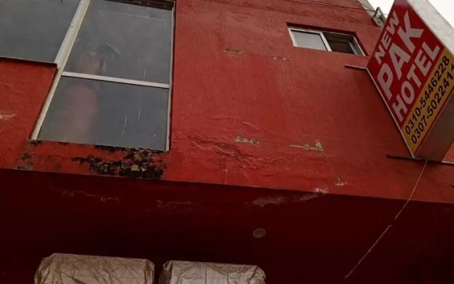 New Pak Hotel