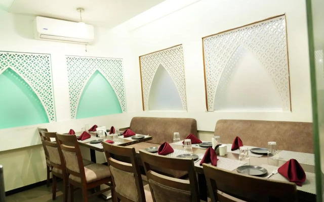 Lumbinis Grand Hotel