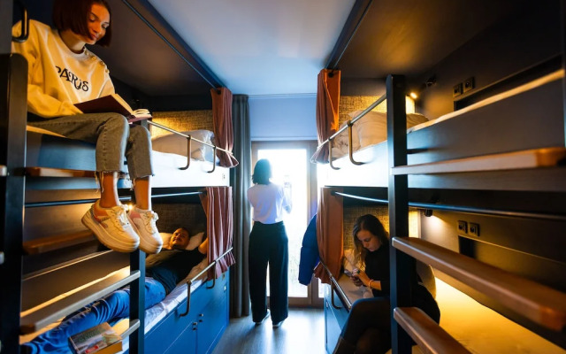 The People - Paris Nation - Hostel
