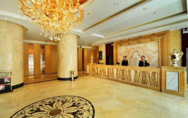 Chuxiong Xinlu Cloud Hotel – Lobby – Chuxiong