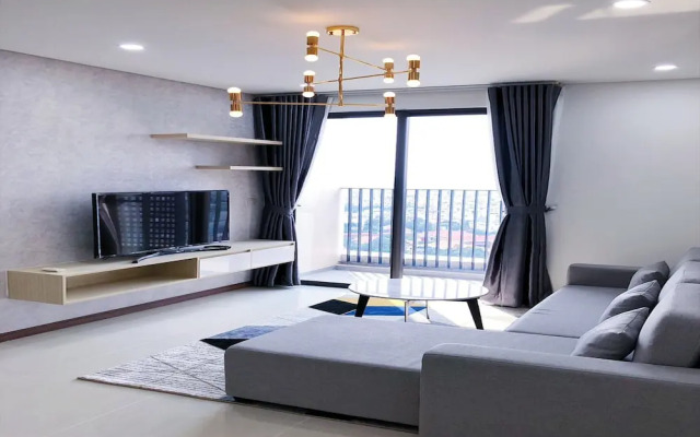 Republic Tan Son Nhat Airport Luxury