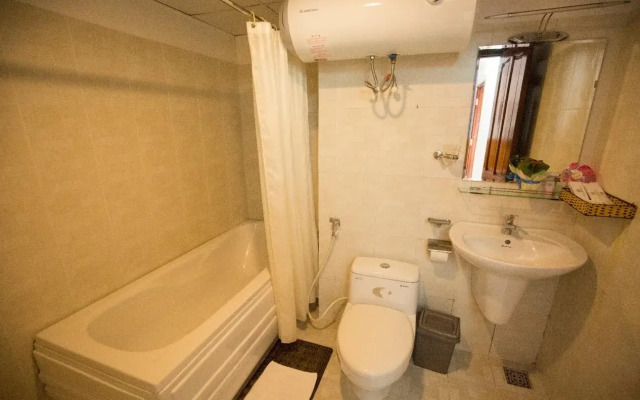 Gold Dream Hotel