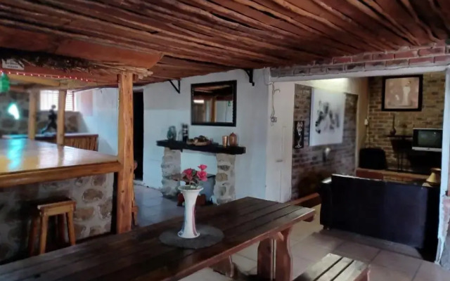 KHAYA LANGA Guest House & Contractors Accommodation