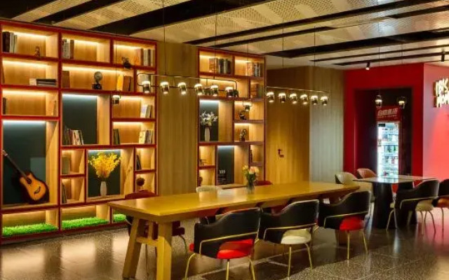 Ibis Hotel (Lijiang Ancient Town Branch)