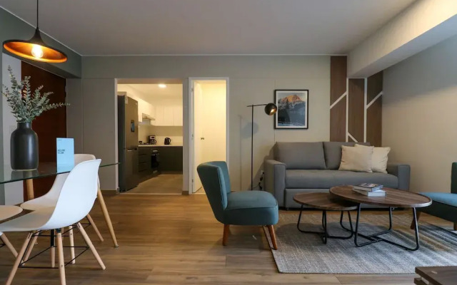 Radiant 1BR With Deco in Miraflores