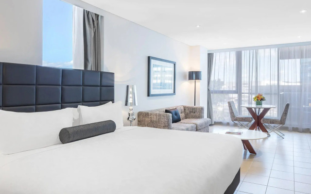 Meriton Suites Broadbeach, Gold Coast