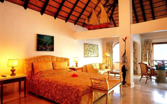 Sunset Beach Hotel