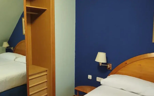 Hotel Covaleda Soria