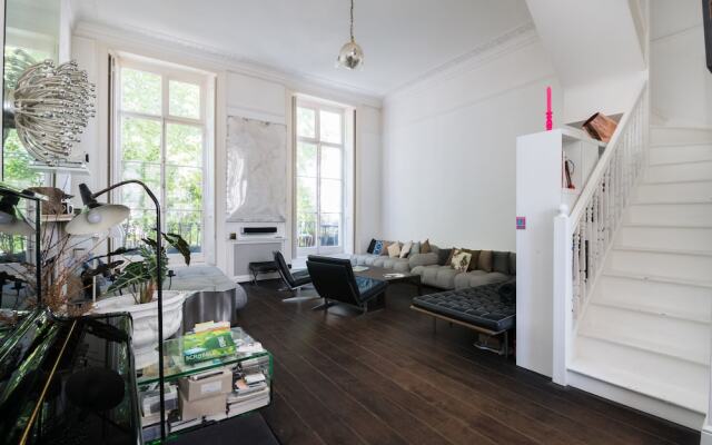 Stunning Paddington Home by Hyde Park