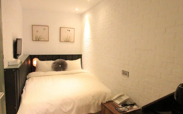 Cheers Boutique Hotel