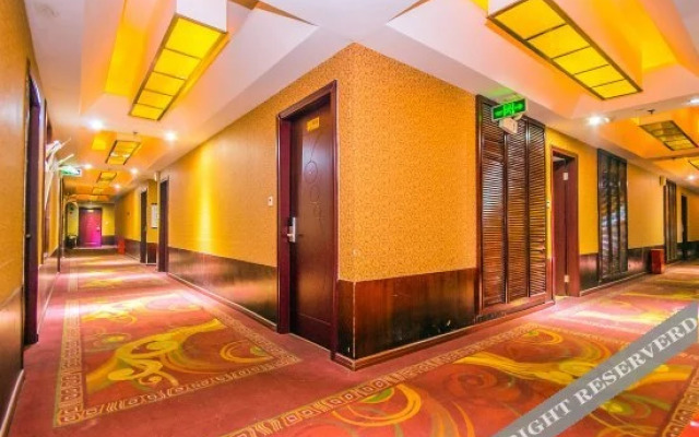 Leshan Haoyue Kuaijie Hotel