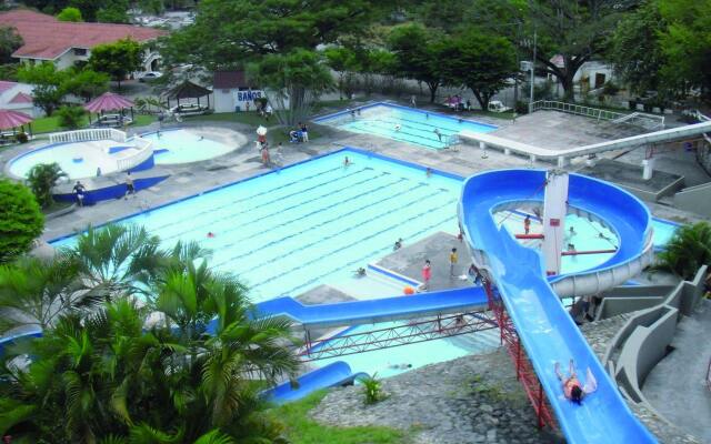 Hotel y Parque Acuatico Agua Sol Alegría