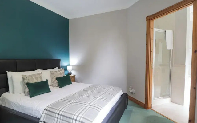 Rossie Lodge