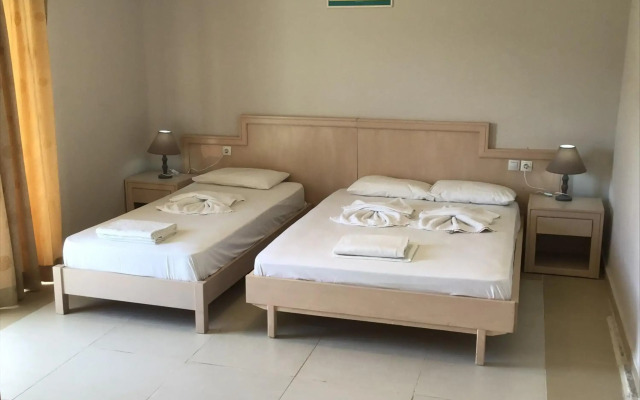 Regina Hotel