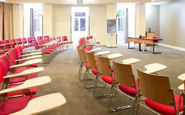 Novotel Château de Maffliers Demeure de Campagne