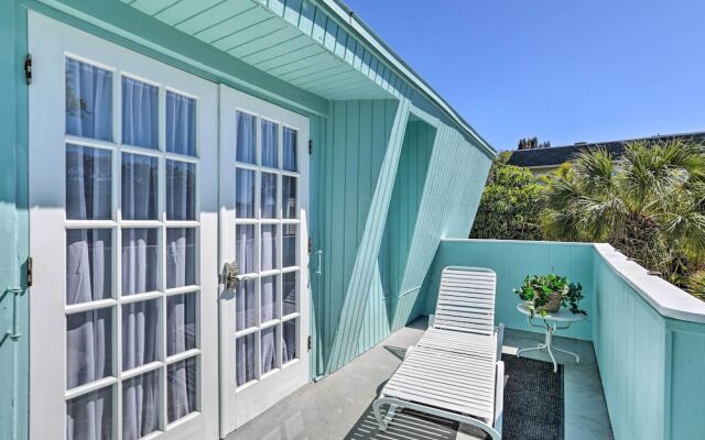 Tropical Waterfront Home: Central Location!