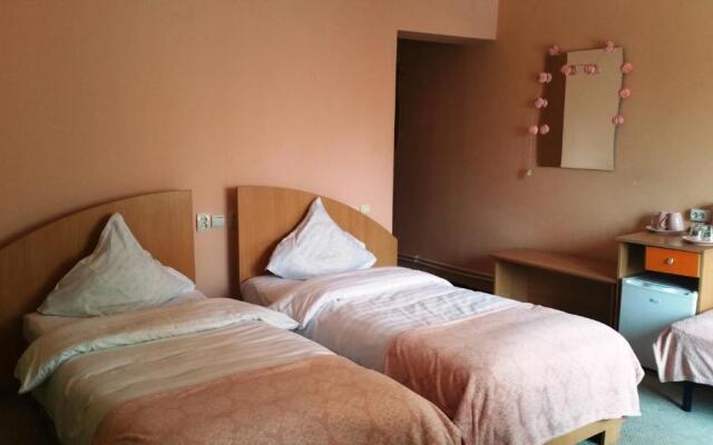 Pensiunea Paloma 3 Stele Brasov