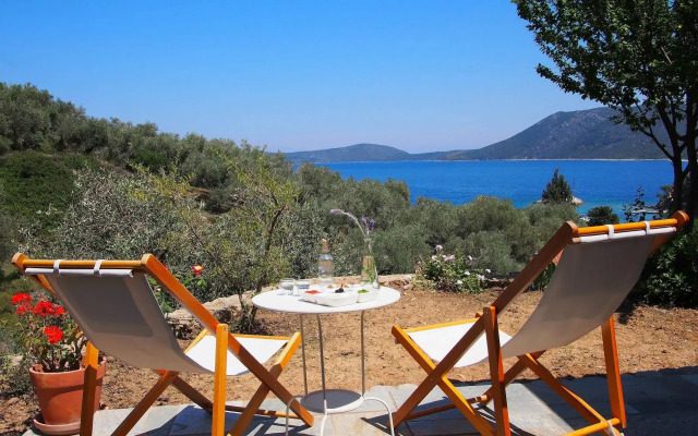 Lithea Villas and Studios by the Sea