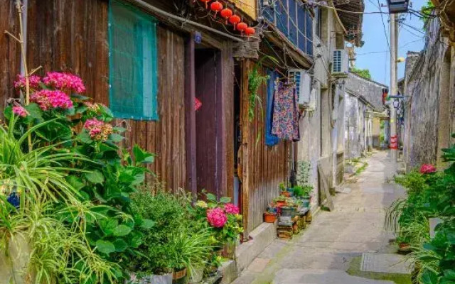 Nanzha Fuchang Bridge Family Vacation Homestay (Wuzhen Scenic Area Branch)