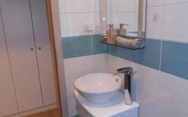 Alma's 34 Studio Apartman