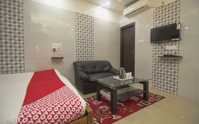 Greater Kailash The Palace By OYO Rooms