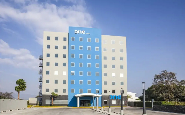 One Tuxtla Gutierrez