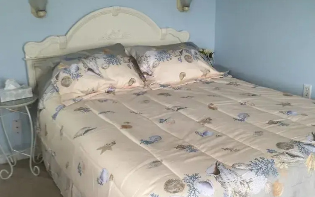 3 Moonlight Beach Suites
