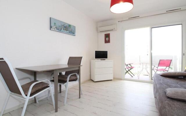Appartement Balaruc-les-Bains, 1 pièce, 2 personnes - FR-1-553-111