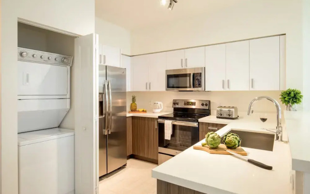 Mare Azur Design District Luxury Apartments