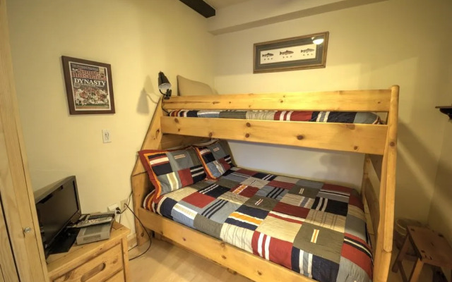 The Rockies by Retreatia