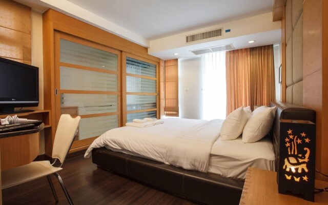 "3c-2bedrooms/2.5bath@downtown Bangkok Near Bts/mrt"