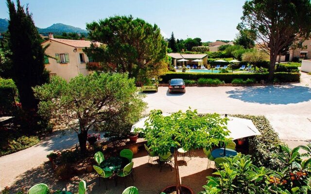 Le Pradet Hotel