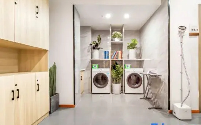 Yating Boutique Hotel (Chongqing Xinpaifang Fortune Center Branch)