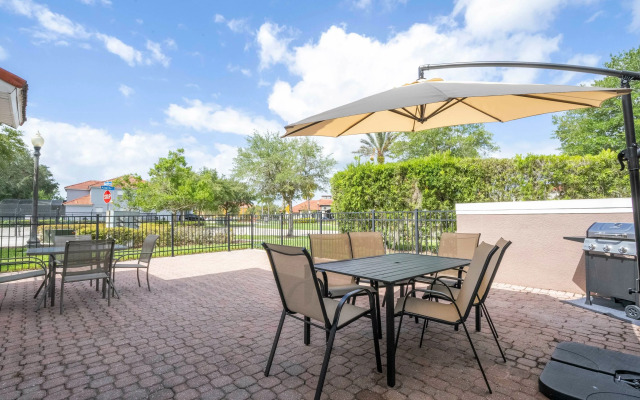 4 Bedrooms Close to Disney